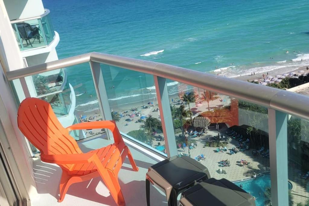 Tide Hollywood Apartment Exterior foto