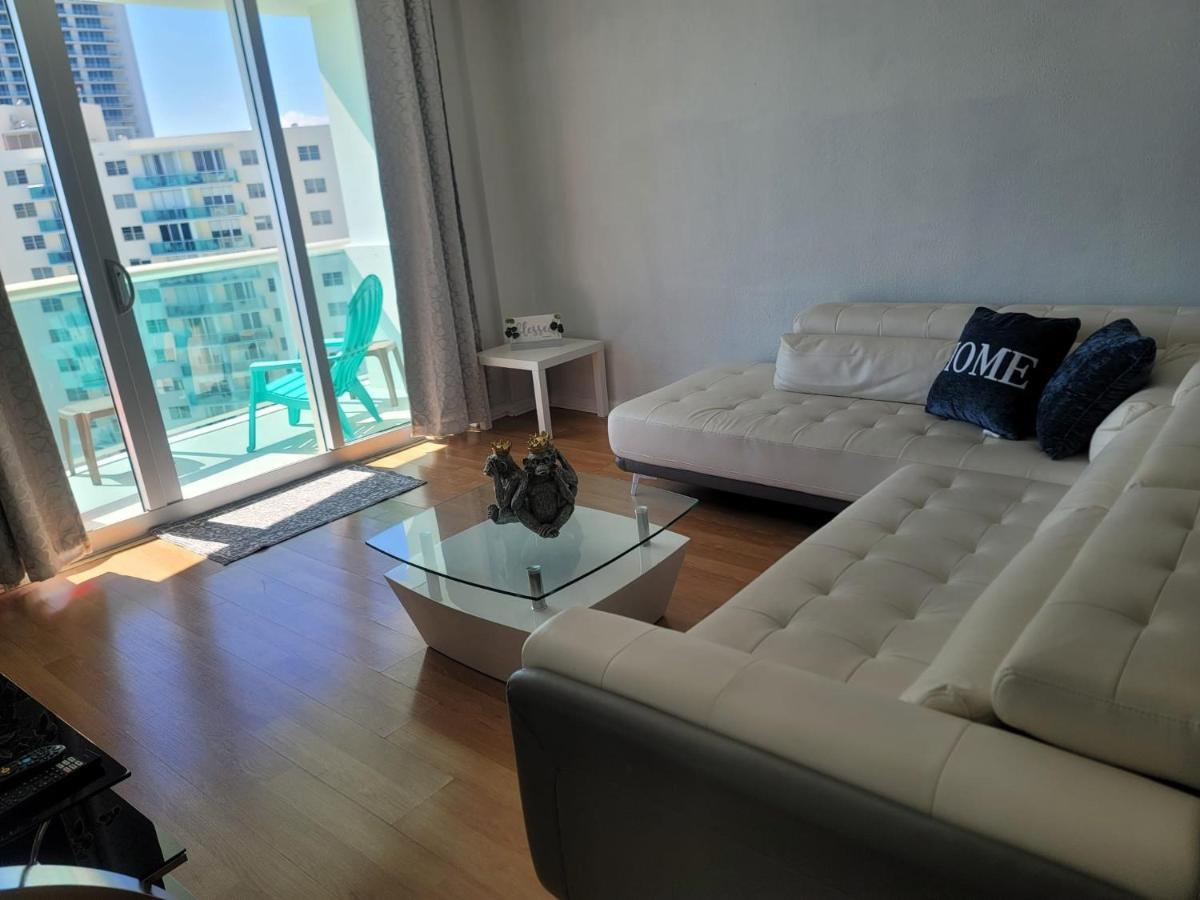 Tide Hollywood Apartment Exterior foto